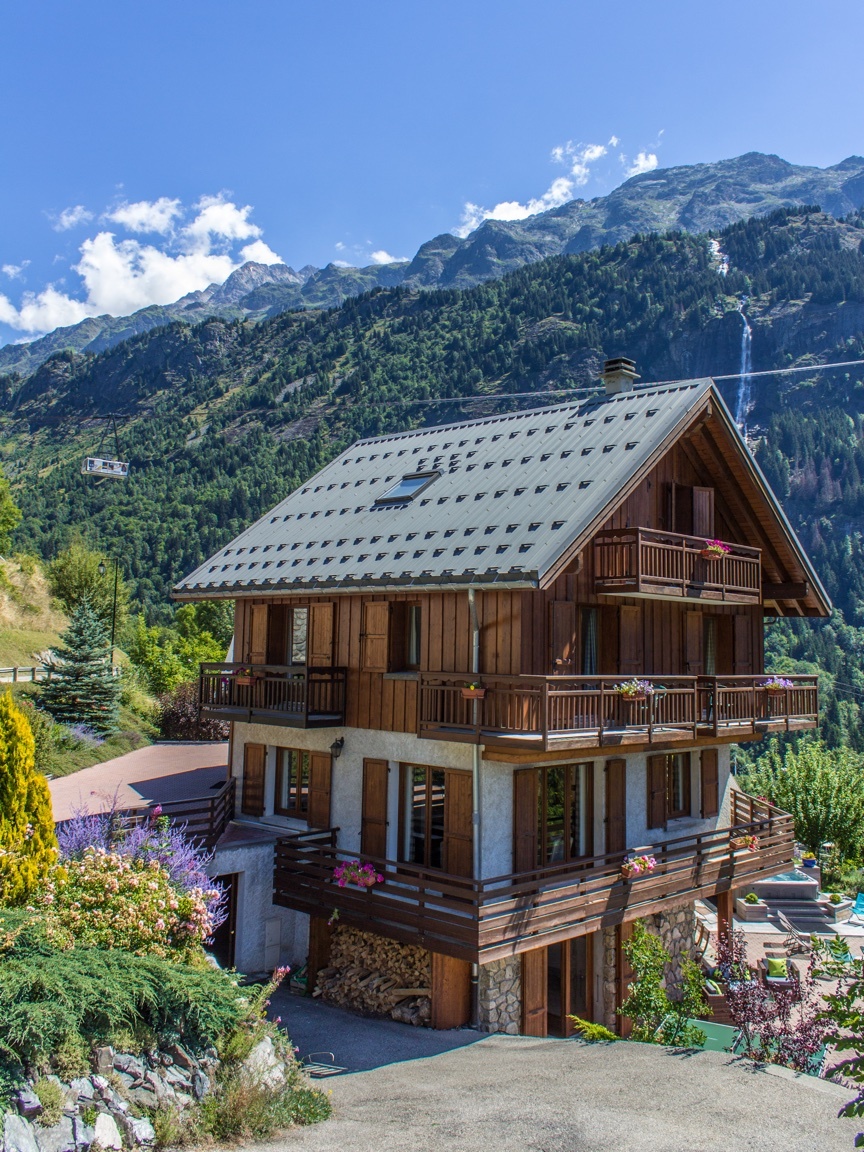 Vaujany summer chalet