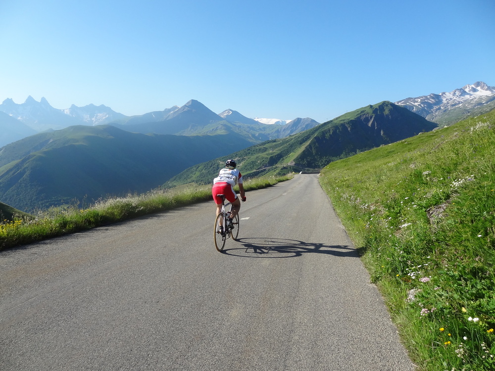 Descending the Col de la Croix de Fer