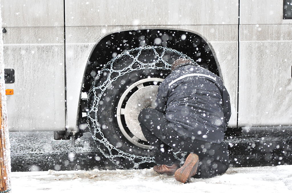 How Driving To The Slopes Can Save You Money Ski Peak Blog