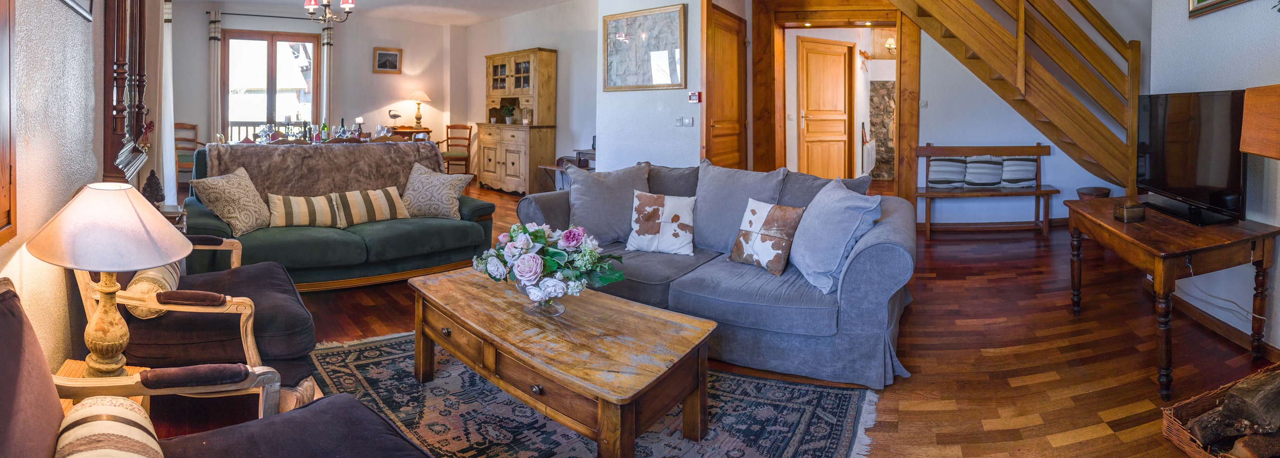 Lounge  5 