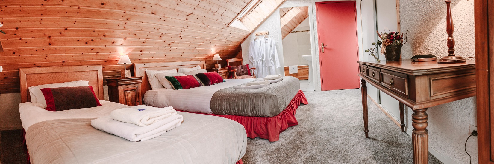 EAST Bedroom 4  1 
