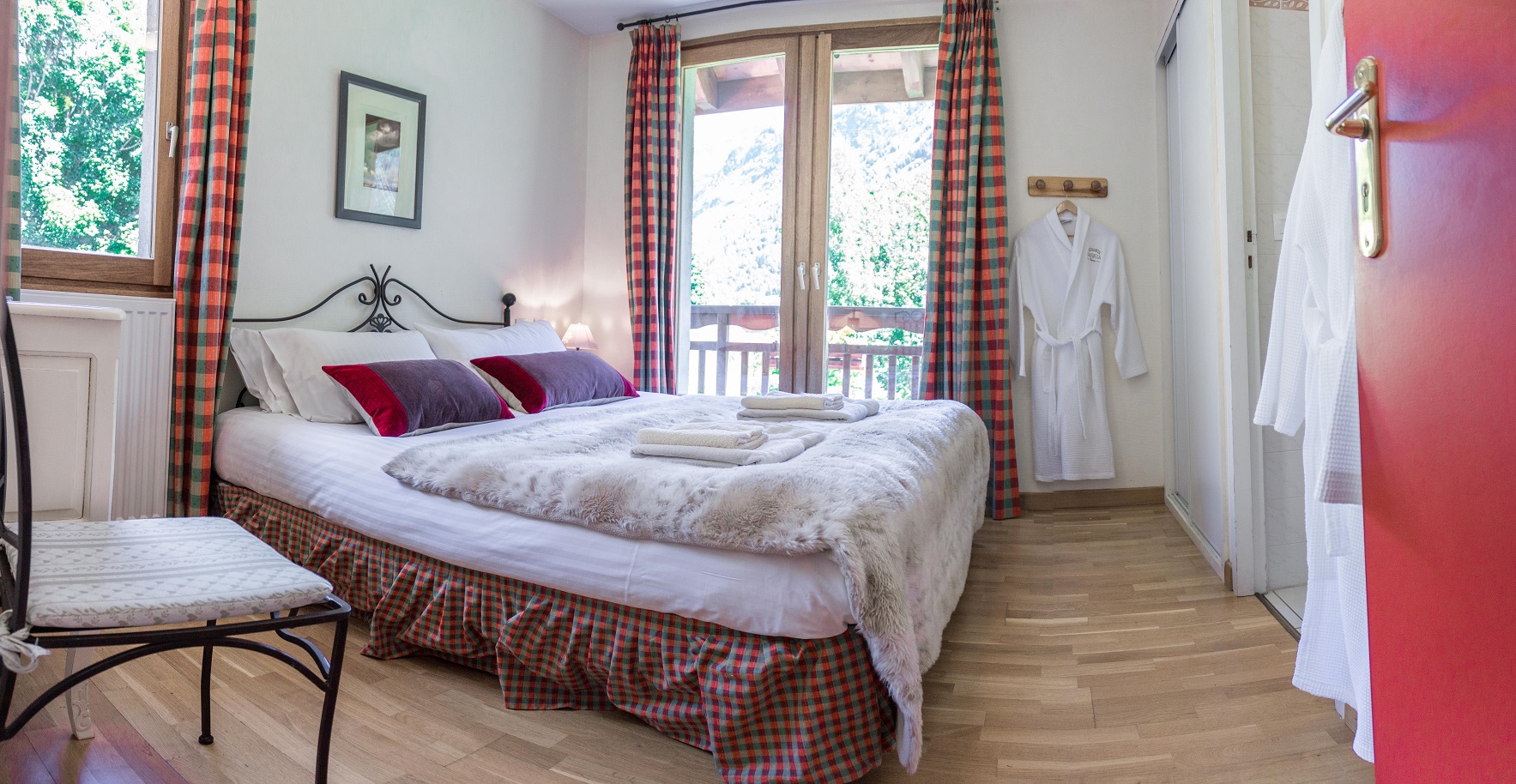 EAST bedroom 3  1 