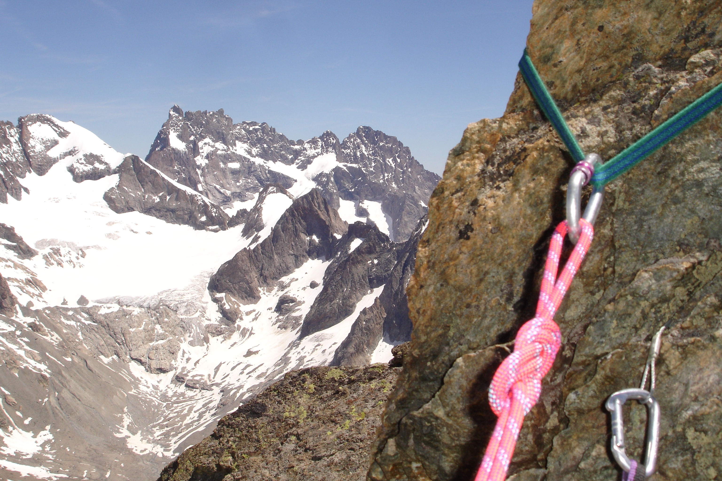 Le Rateau 3809m on the left and La Meije 3983m at the back