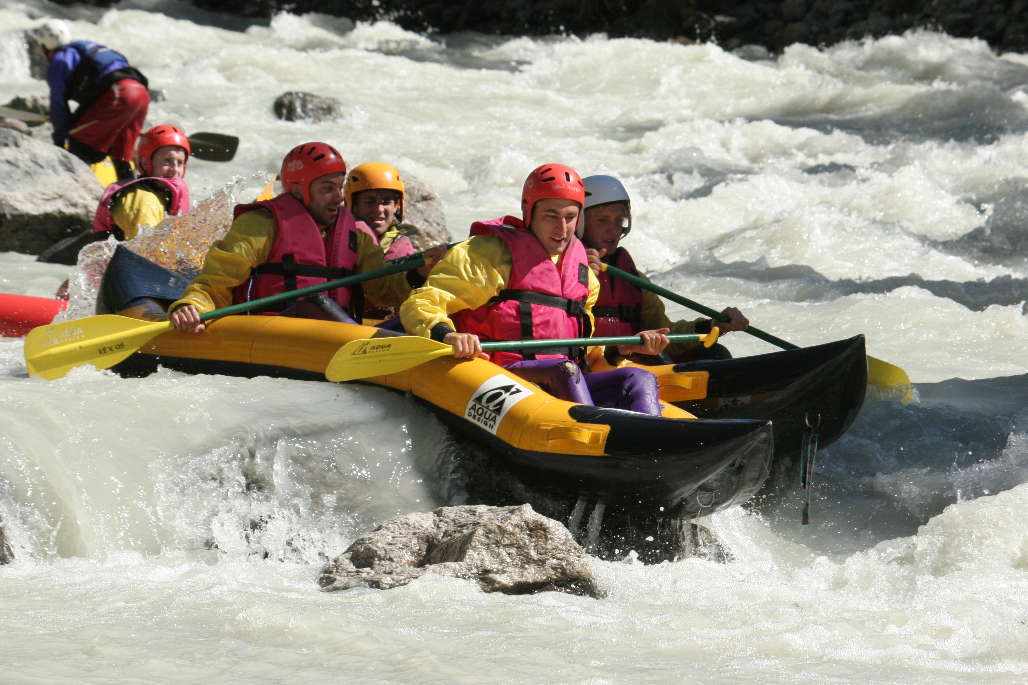 Hot dogging rapids